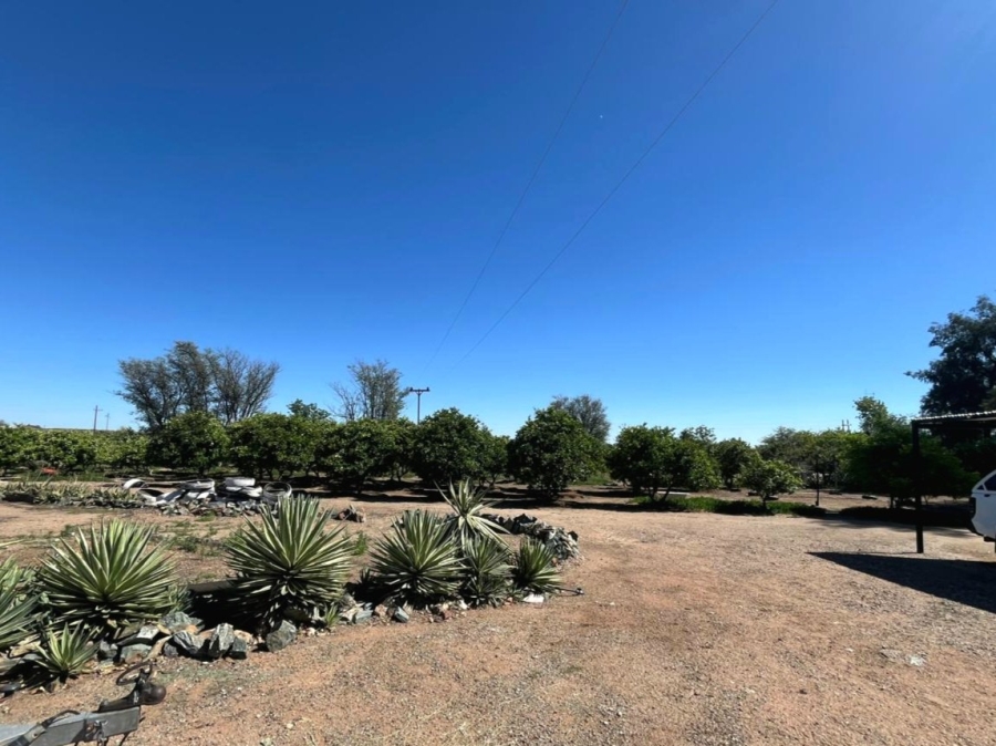 3 Bedroom Property for Sale in Upington Rural Northern Cape